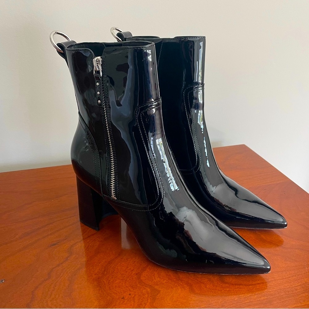 SOLD‼️Paige Callan Bootie in Black Patent Leather - Picture 1 of 10